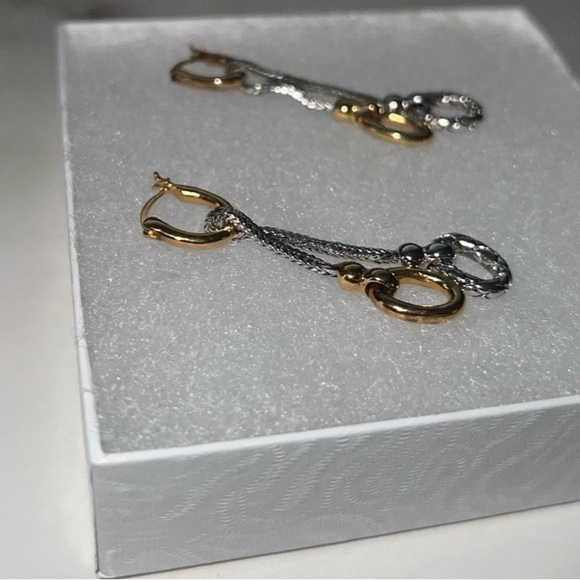 14k Gold Plated Sterling silver marked 925 Drop earrings - Picture 2 of 4